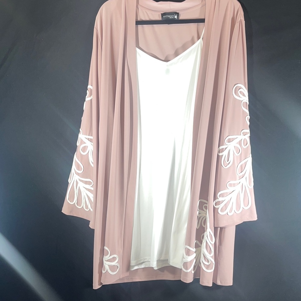 Gorgeous Mauve Cardigan w/ Ivory Embroidery Women 2X